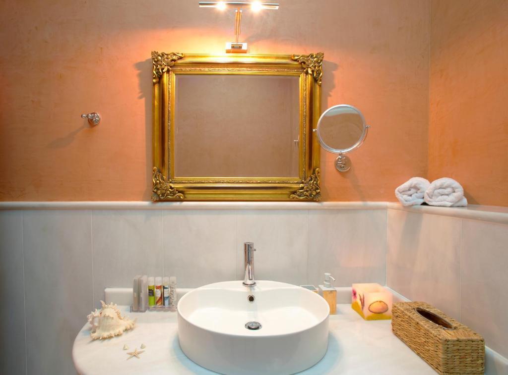 העיירה רתימנו Casa Moazzo Suites And Apartments מראה חיצוני תמונה
