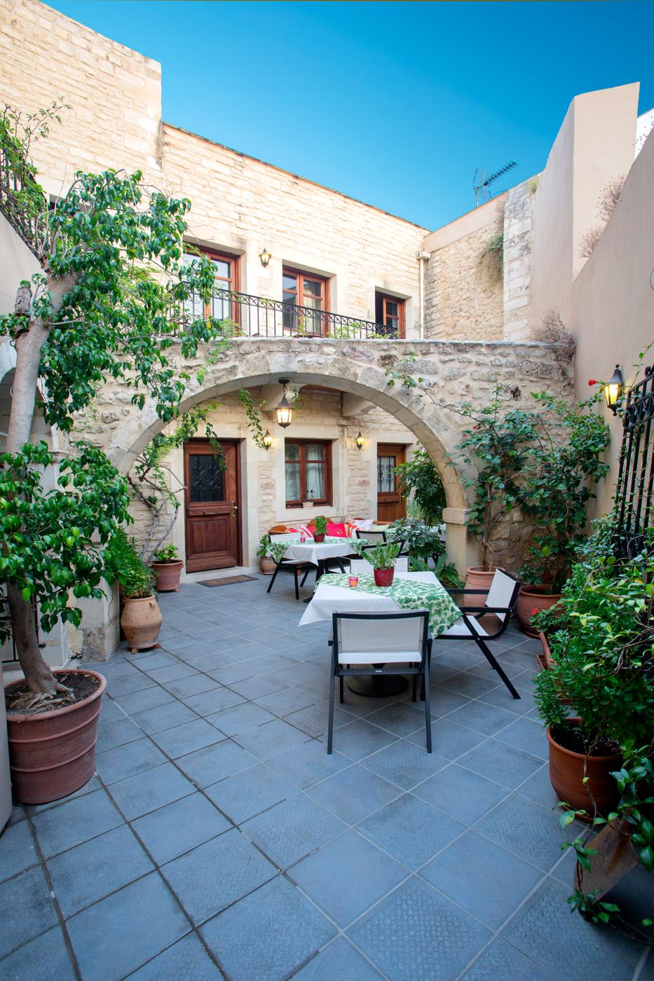 העיירה רתימנו Casa Moazzo Suites And Apartments מראה חיצוני תמונה