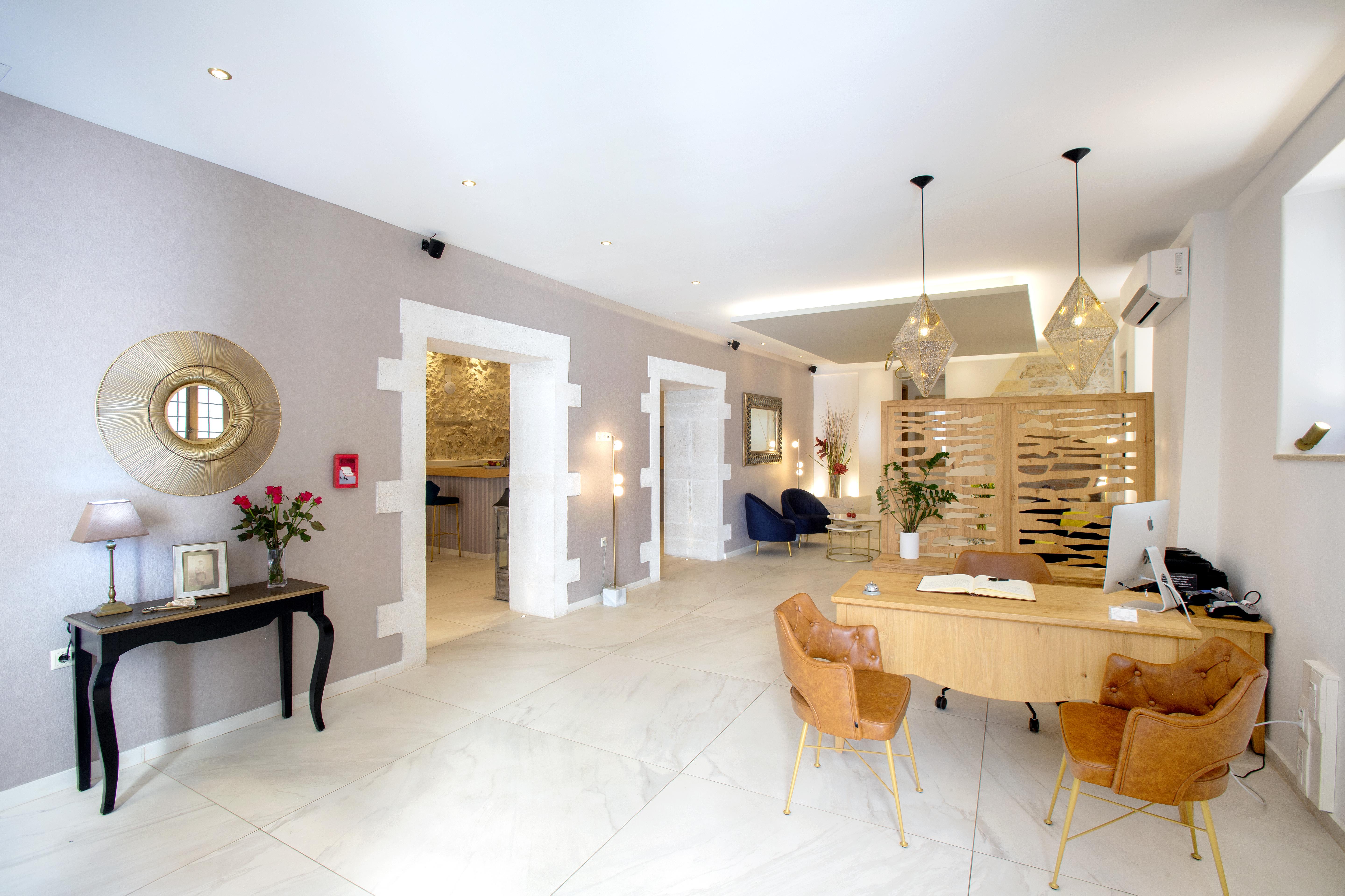 העיירה רתימנו Casa Moazzo Suites And Apartments מראה חיצוני תמונה